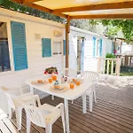Happy Camp Mobile Homes In S'ena Arrubia Village Campeggio *