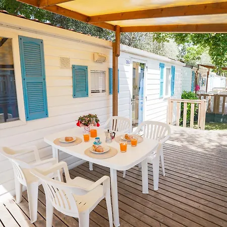 Happy Camp Mobile Homes In S'ena Arrubia Village Parque de Campismo *